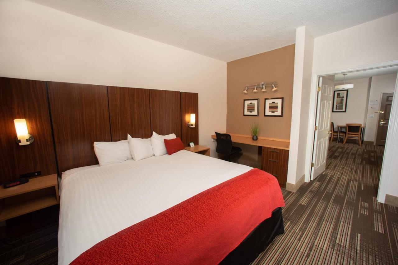 Northfield Inn Suites And Conference Center Springfield Buitenkant foto