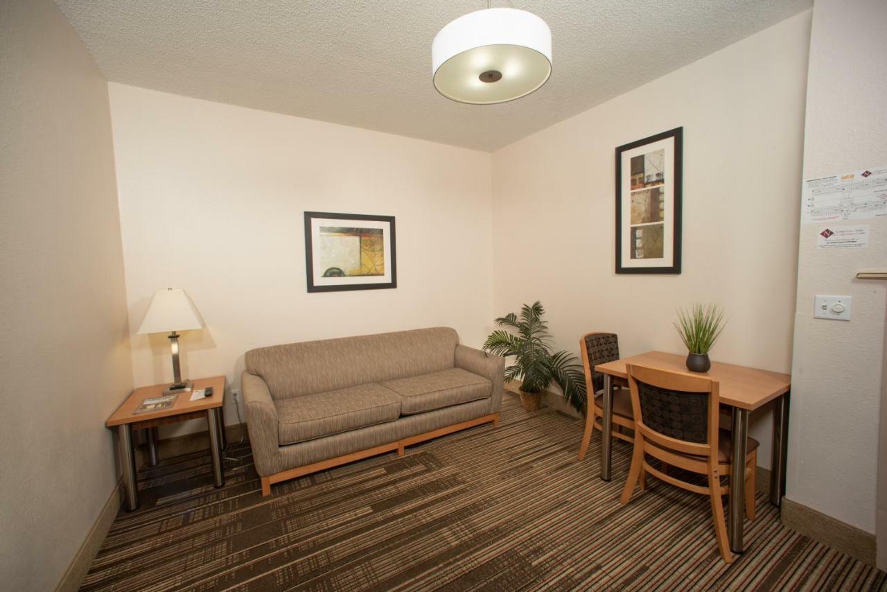 Northfield Inn Suites And Conference Center Springfield Buitenkant foto